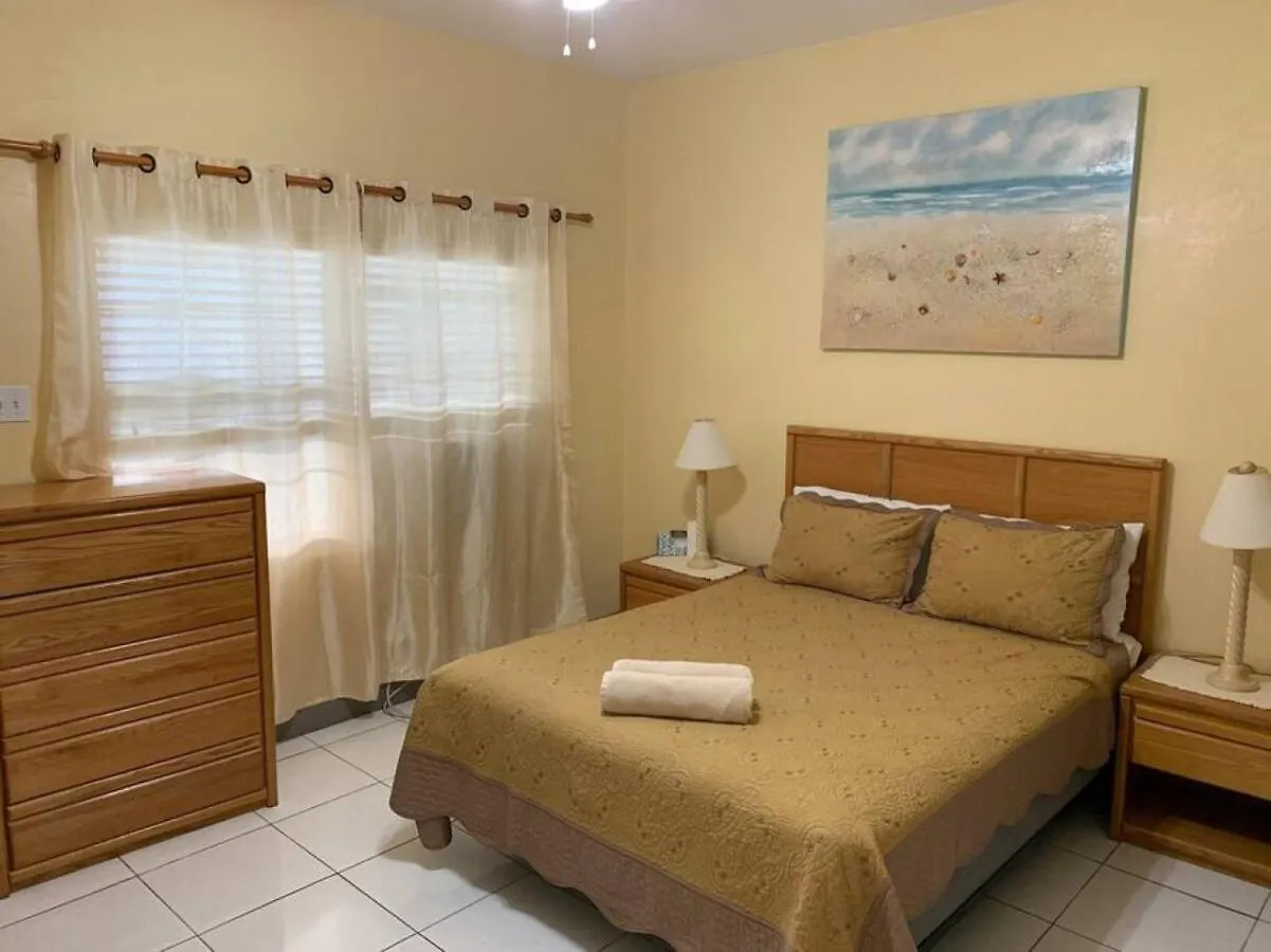 Suite 2, Blue Pavilion - Steps To Beach - Car, Value, Service West Bay Isole Cayman