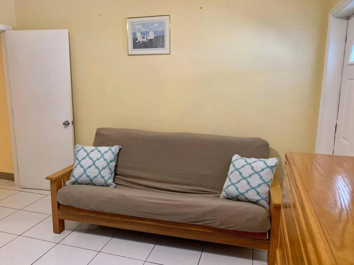 Appartamento Suite 2, Blue Pavilion - Steps To Beach - Car, Value, Service West Bay