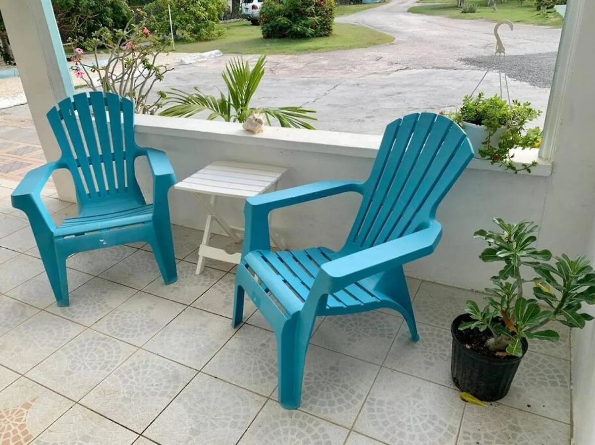 Suite 2, Blue Pavilion - Steps To Beach - Car, Value, Service West Bay Kajmán-szigetek