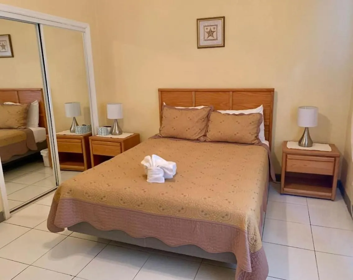 Appartement Suite 2, Blue Pavilion - Steps To Beach - Car, Value, Service West Bay